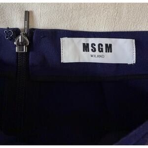 MSGM navy cropped pants 
Size 40